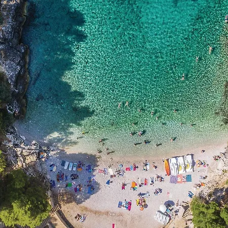 Stunning In With Wifi