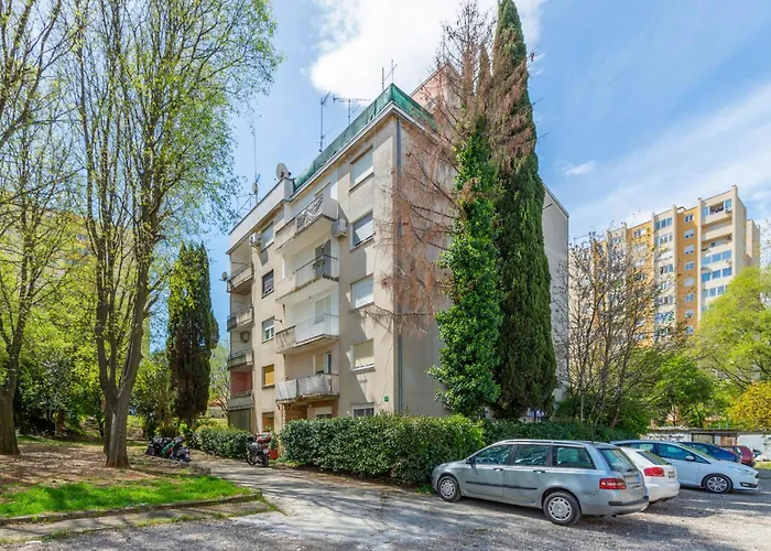 Stunning In With Wifi Apartment Pula